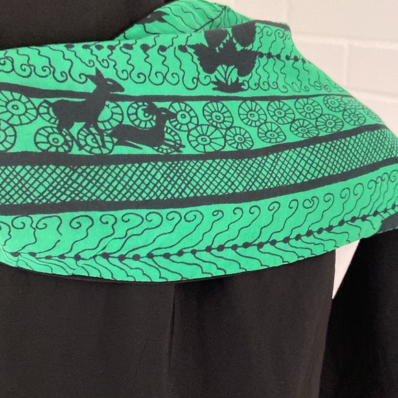 Womens green and black reindeer festive winter long dress scarve scarf - Picture 8 of 8